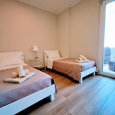 Attico Belvedere Centralissimo Vista Mare Apartamento Termoli Exterior foto